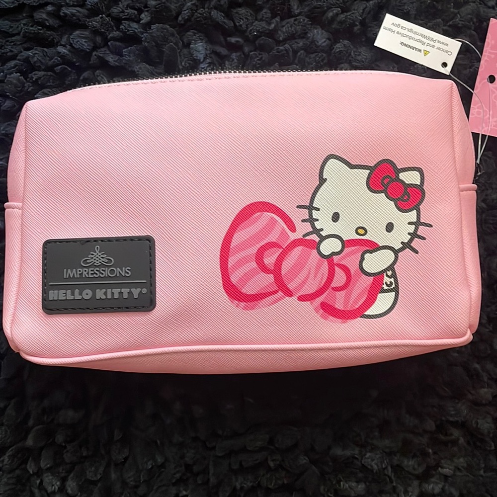 Hello kitty cosmetic pouch